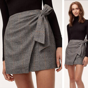 WILFRED Aritzia Wool Cashmere High Rise Wrap-Front Mini Skirt Size 4